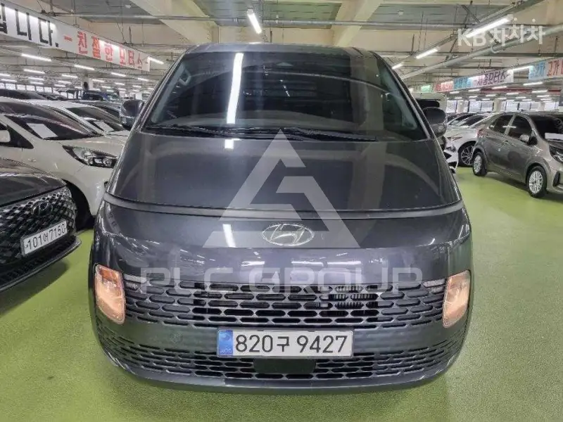 2022 Hyundai Staria