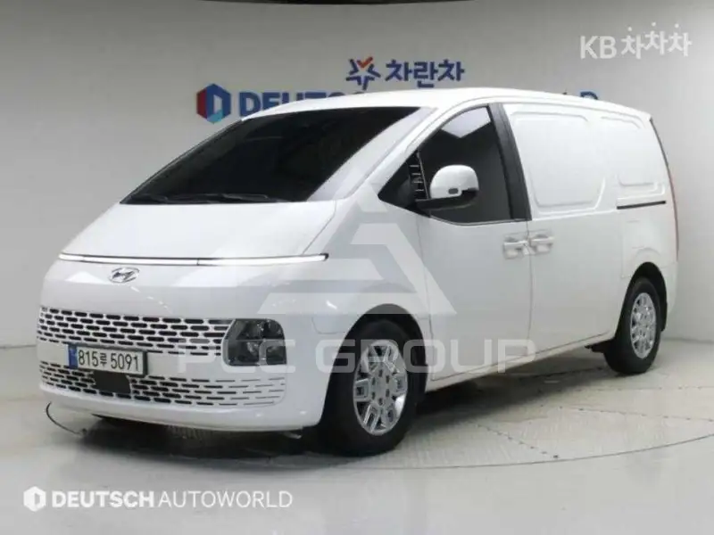 2022 Hyundai Staria