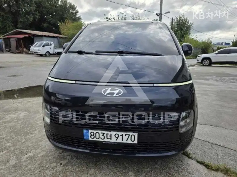 2022 Hyundai Staria