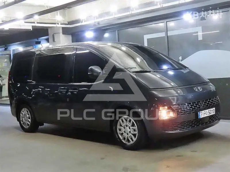 2022 Hyundai Staria