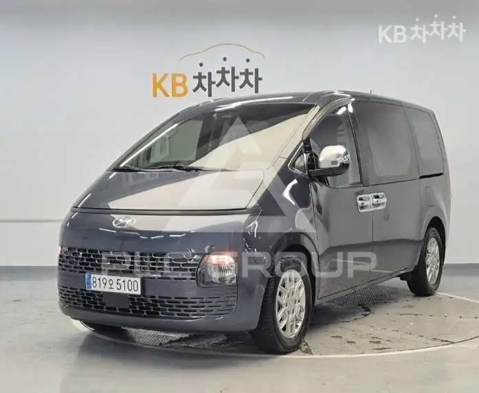 2022 Hyundai Staria