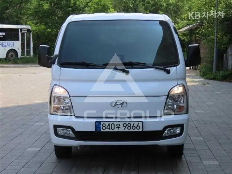 2022 Hyundai Porter