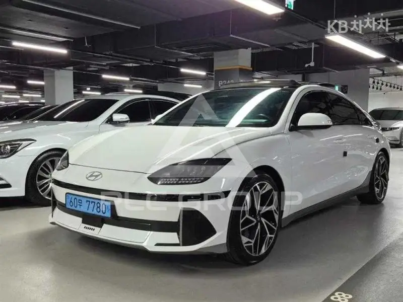 2022 Hyundai Ioniq