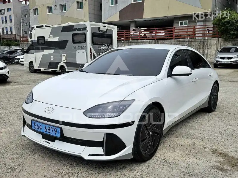 2022 Hyundai Ioniq