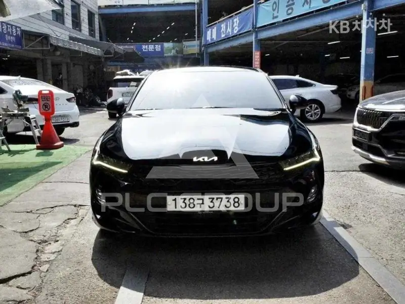2022 KIA K5