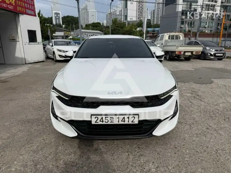 2022 KIA K5