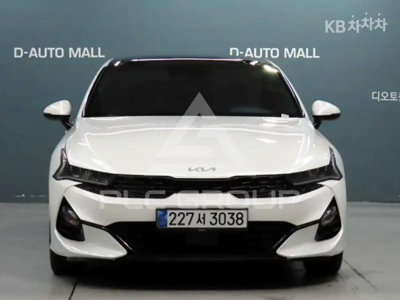 2022 KIA K5
