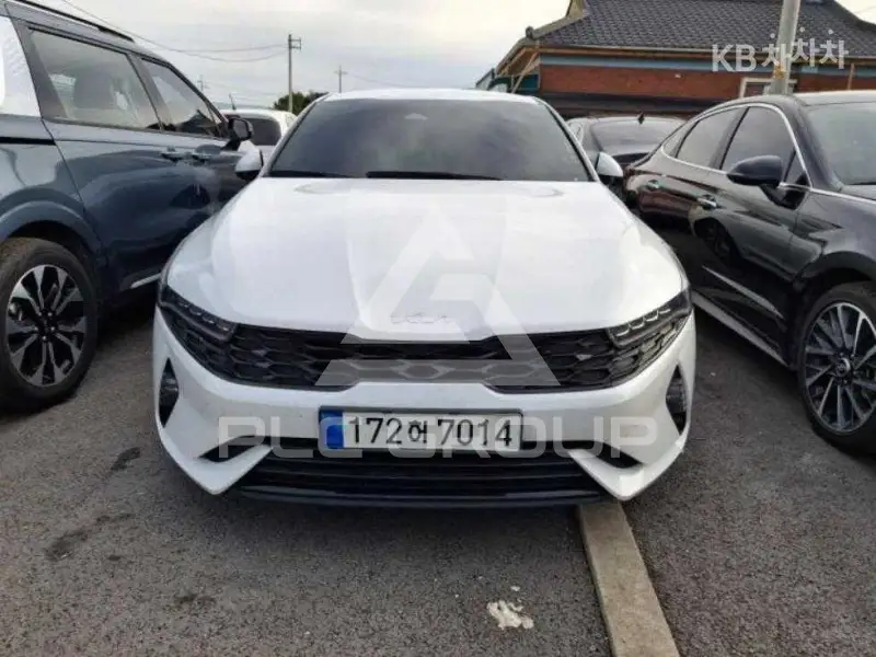 2022 KIA K5