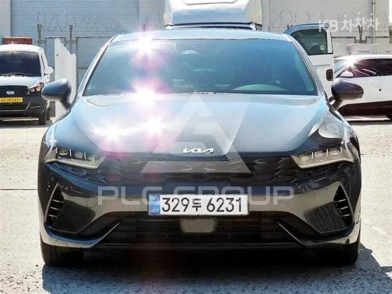 2022 KIA K5