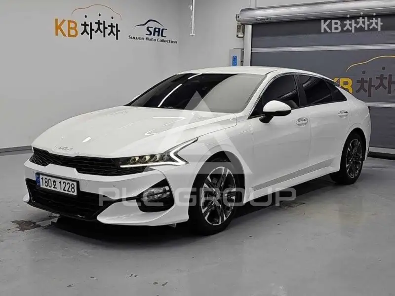 2022 KIA K5
