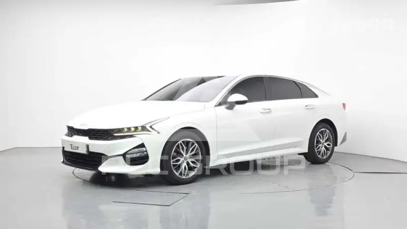 2022 KIA K5