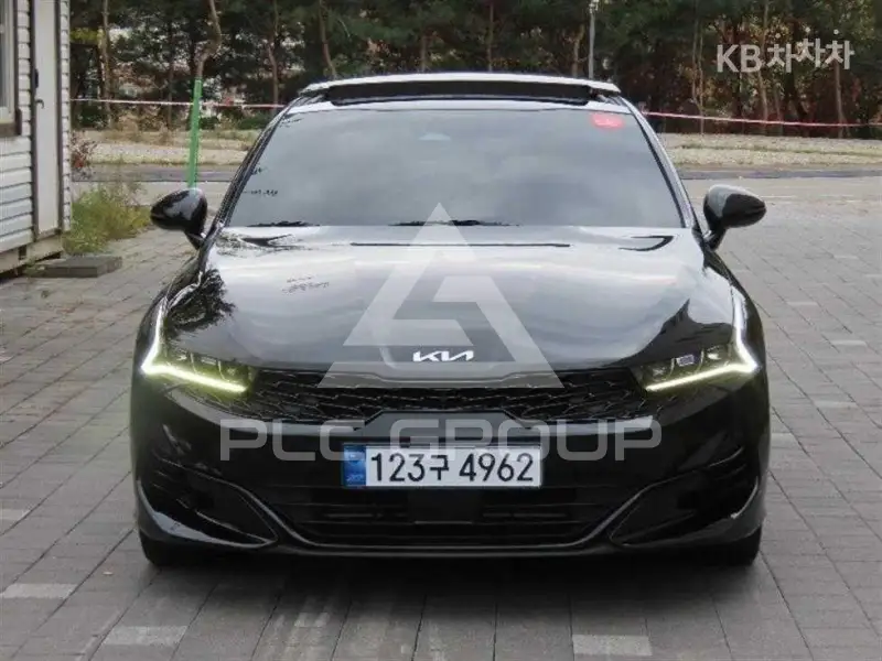 2022 KIA K5