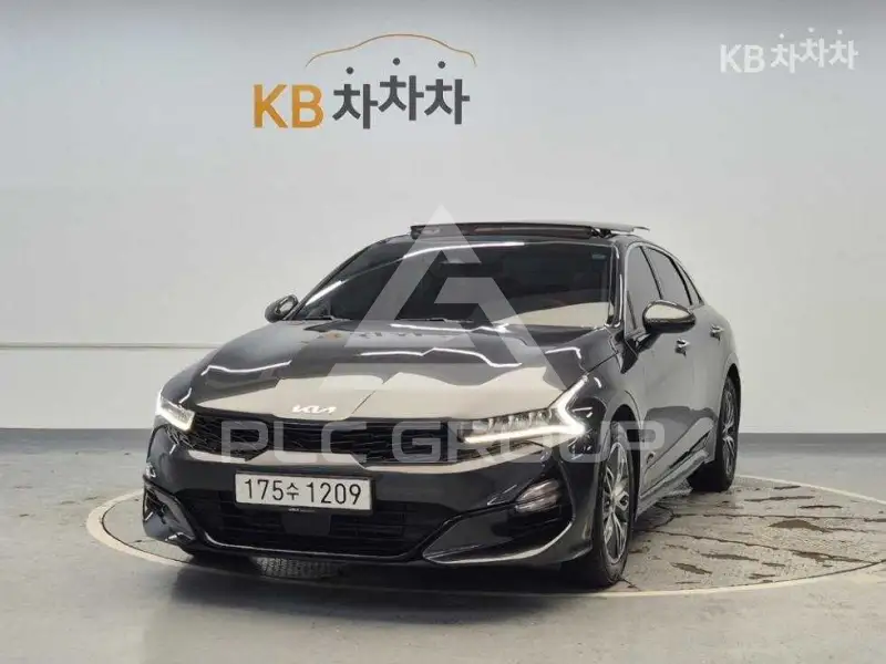 2022 KIA K5