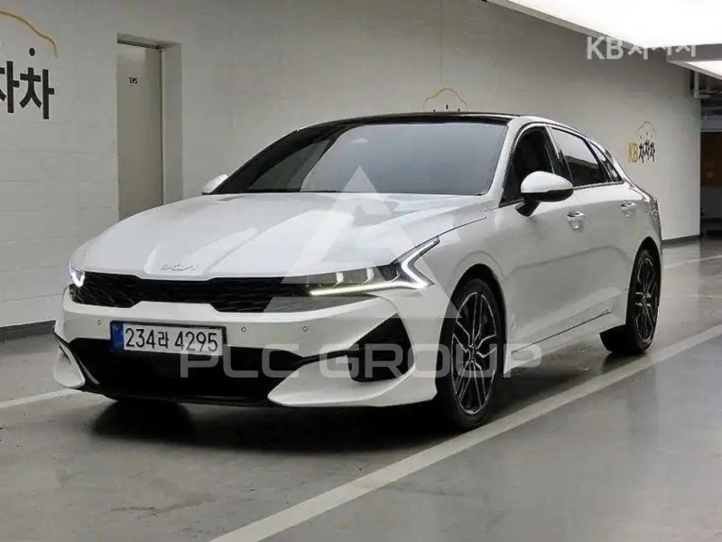 2022 KIA K5