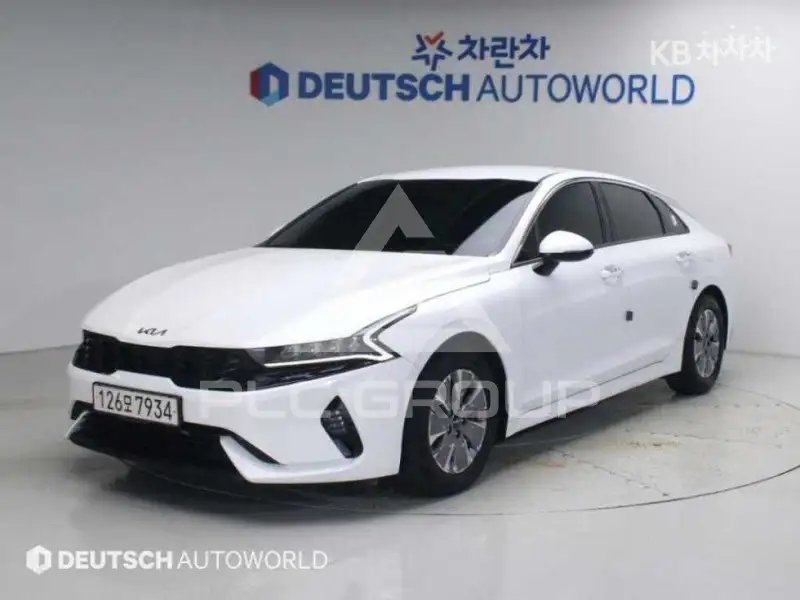 2022 KIA K5