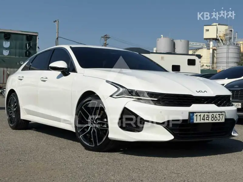2022 KIA K5