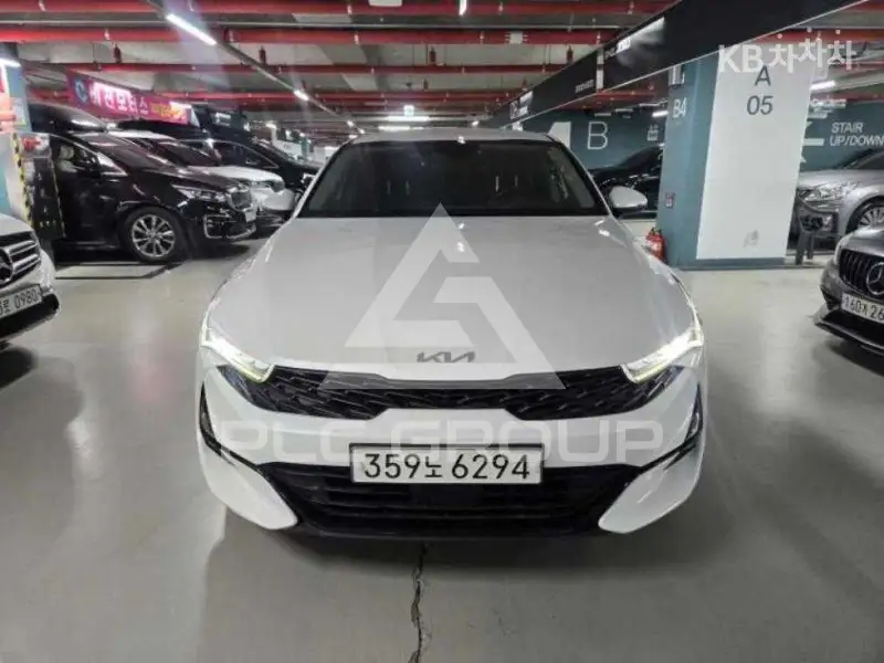 2022 KIA K5