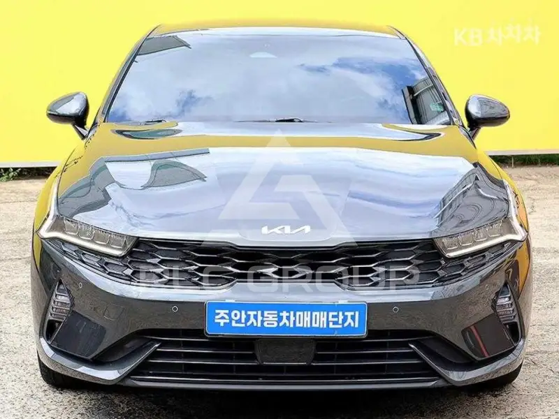 2022 KIA K5