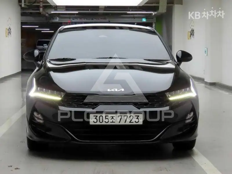 2022 KIA K5