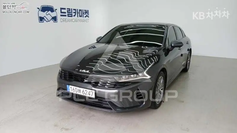 2022 KIA K5