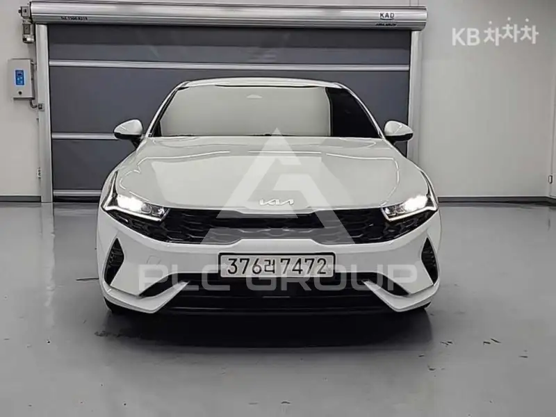 2022 KIA K5