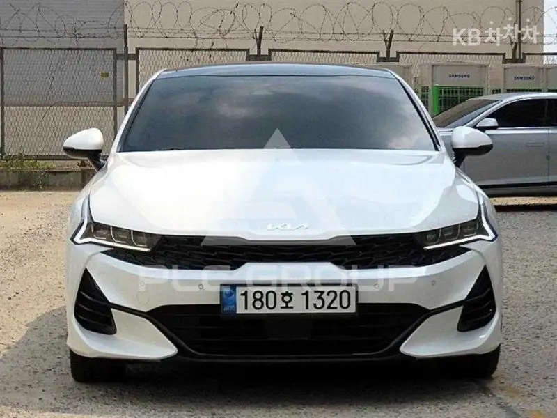 2022 KIA K5