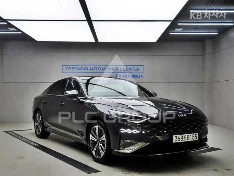 2022 KIA K8