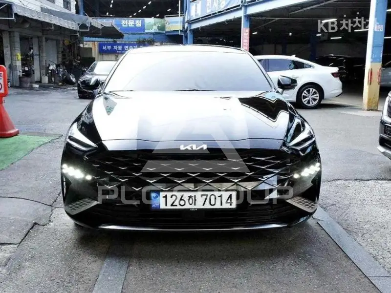 2022 KIA K8