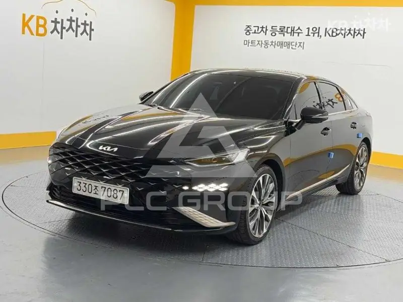 2022 KIA K8