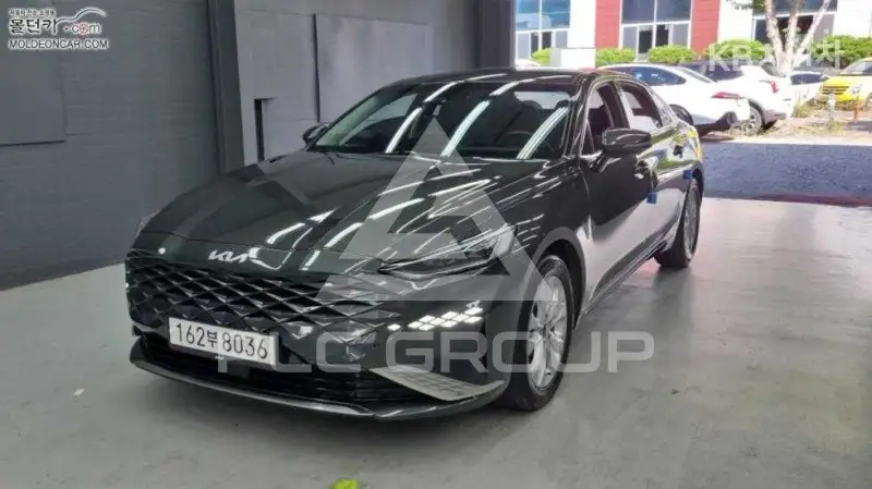 2022 KIA K8