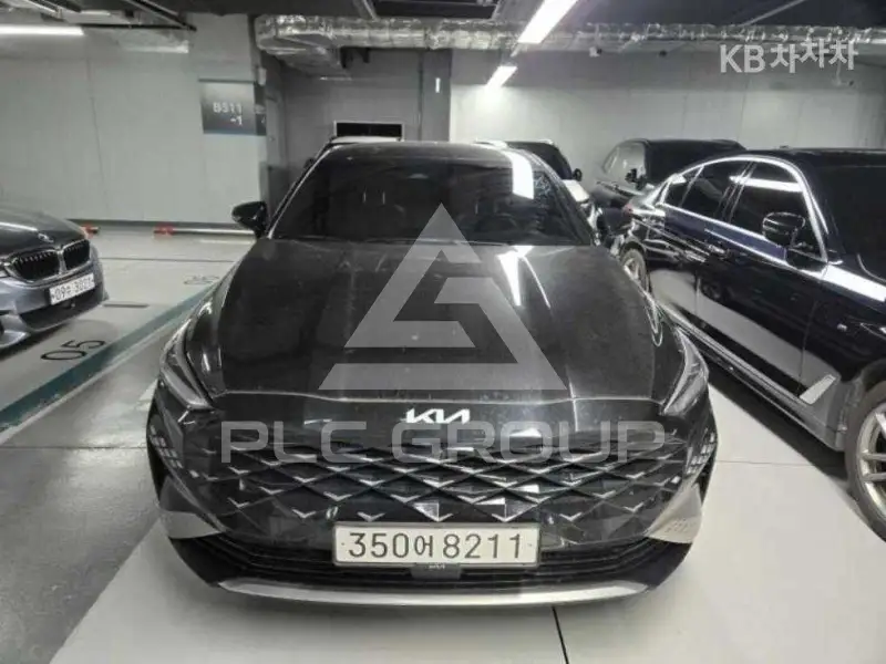 2022 KIA K8