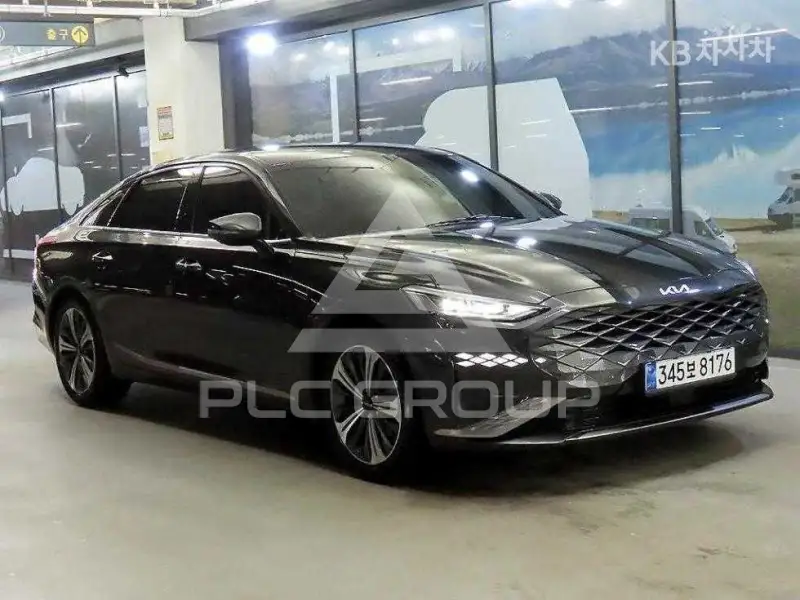 2022 KIA K8