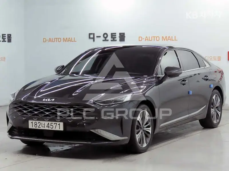 2022 KIA K8