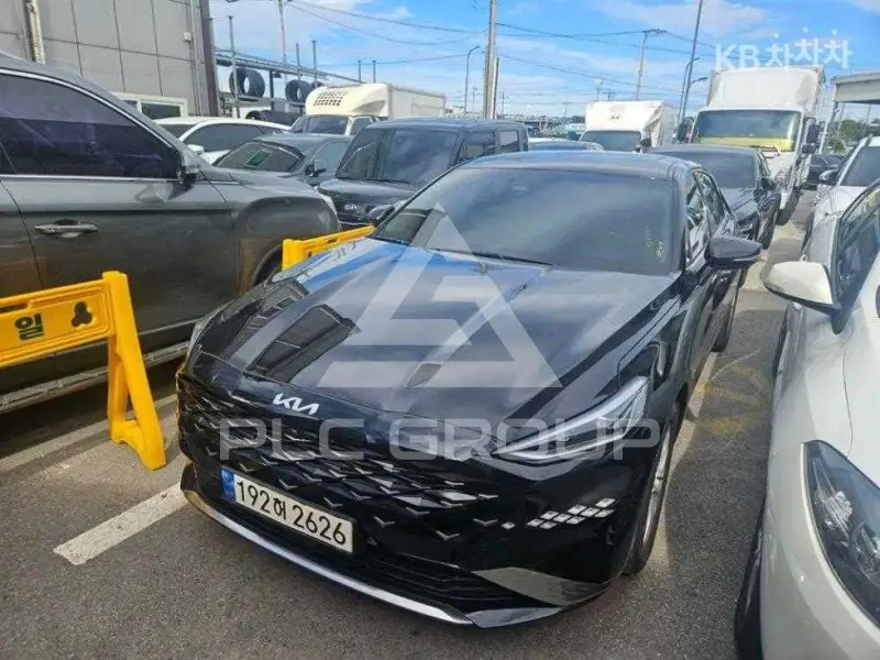2022 KIA K8