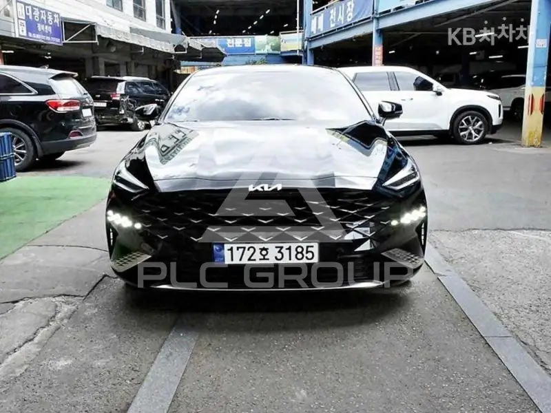 2022 KIA K8