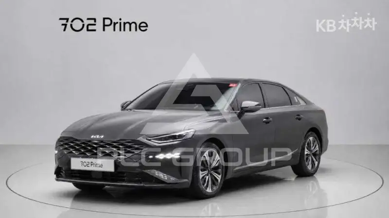2022 KIA K8