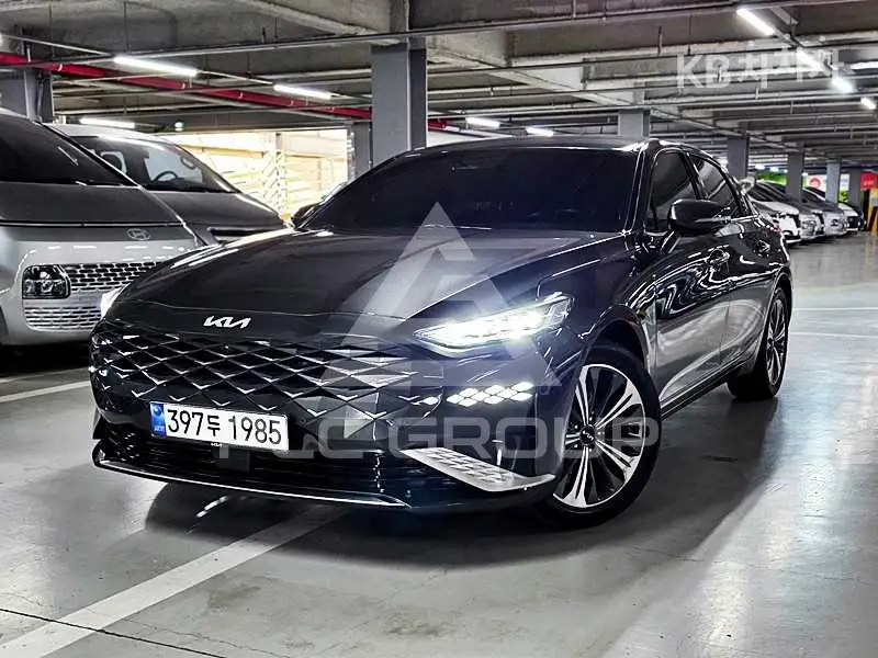 2022 KIA K8