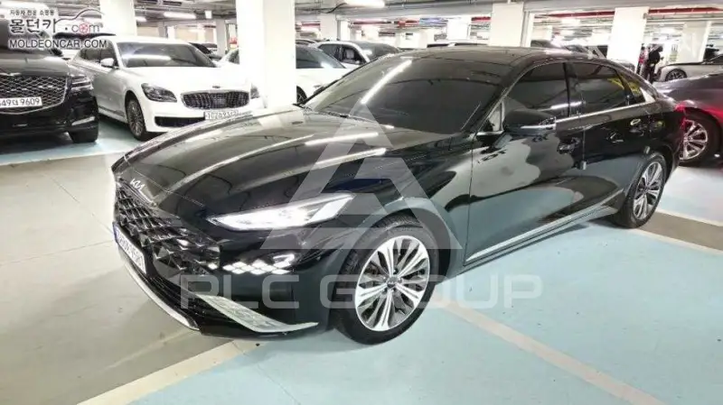 2022 KIA K8