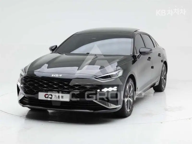 2022 KIA K8
