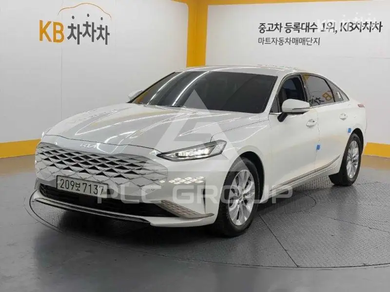 2022 KIA K8