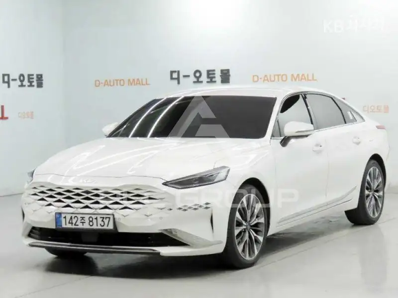 2022 KIA K8