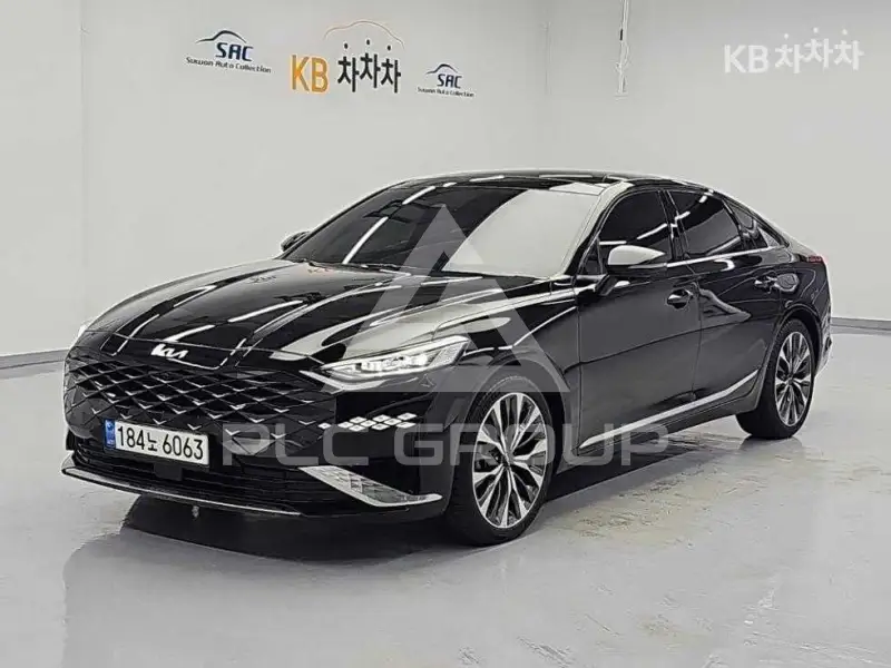 2022 KIA K8