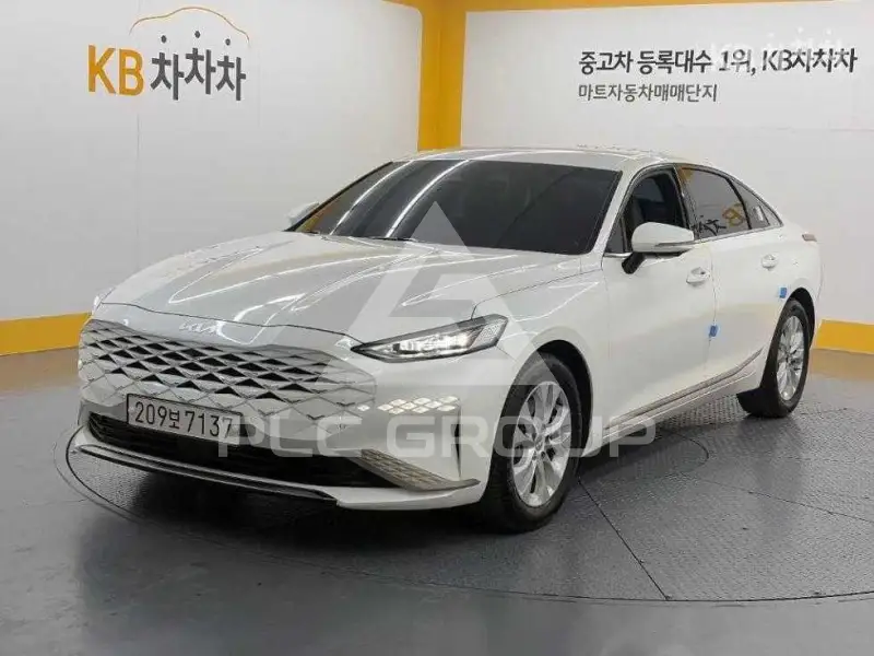 2022 KIA K8