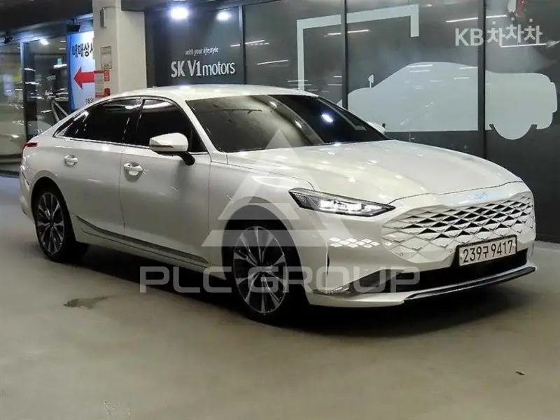 2022 KIA K8