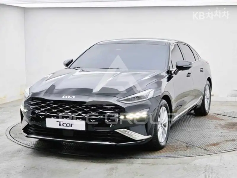 2022 KIA K8