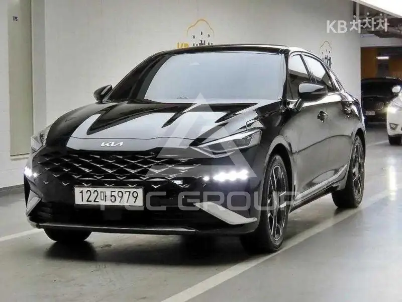2022 KIA K8