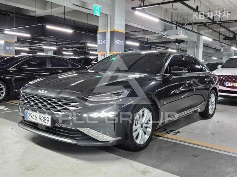 2022 KIA K8