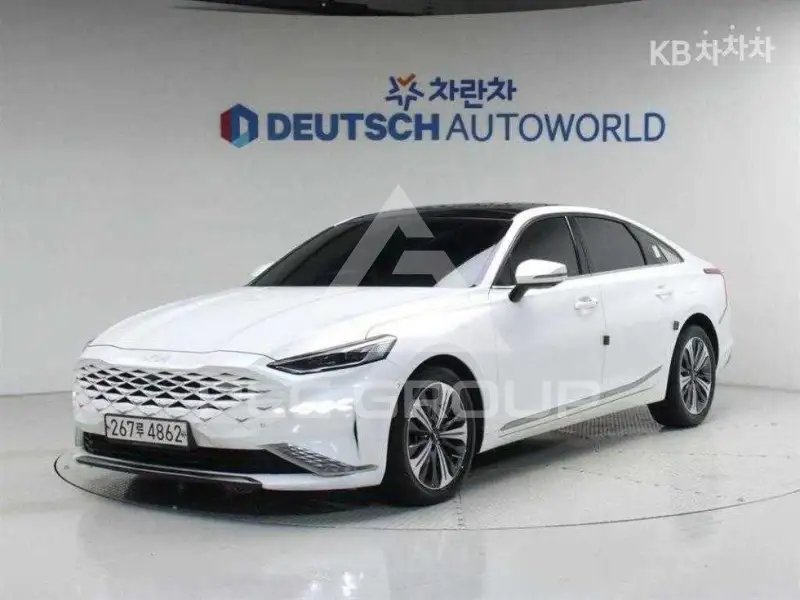 2022 KIA K8