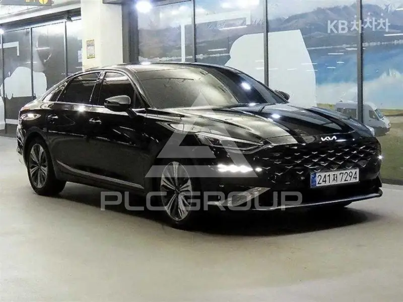 2022 KIA K8