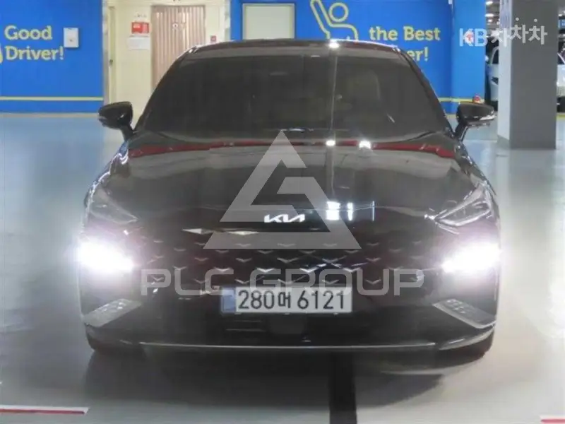 2022 KIA K8